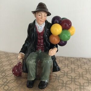 Royal Doulton The Balloon Man HN 1954